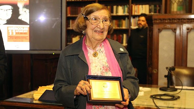 Elena Tchalidy 20220104