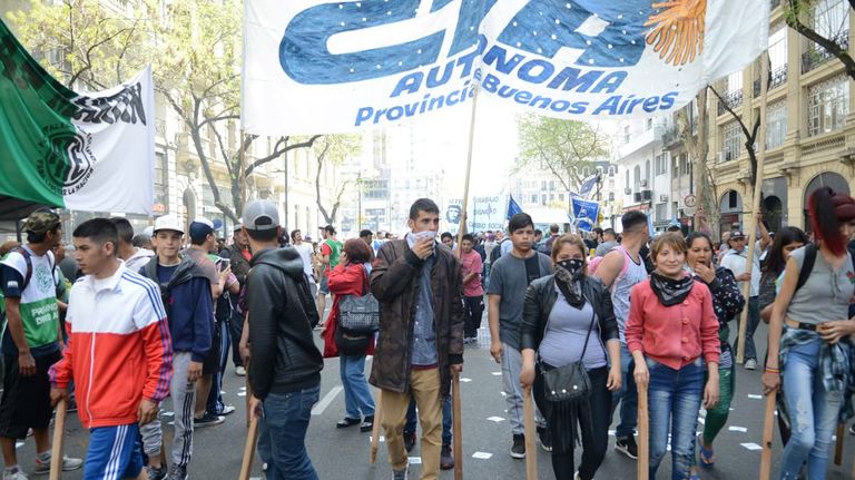 La manifestación llega a Av de Mayo y 9 de Julio 09242018