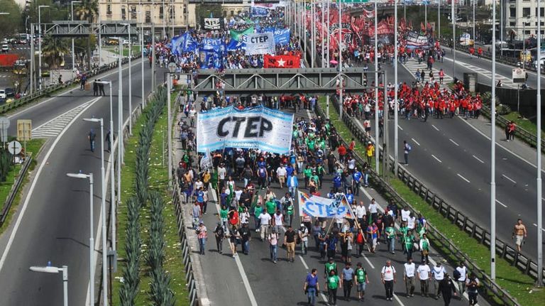 marcha cta silvestro puente 1-24-08-2018