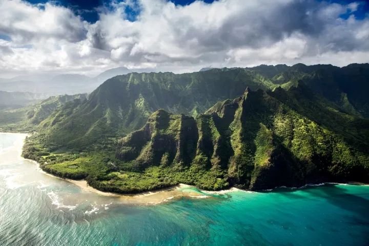 Mark Zuckerberg construye un búnker en Hawái
