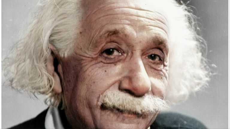 Albert Einstein g_20240418