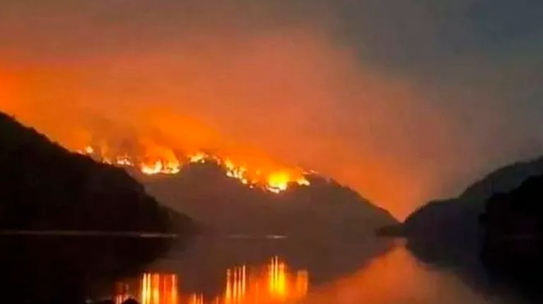 Incendios en Bariloche 20211228