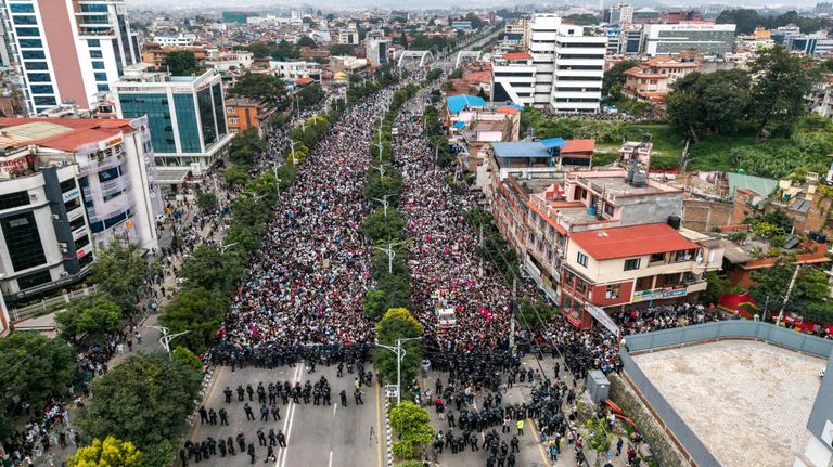 Nepal, Política, Internet, Ley y Protesta 20250909