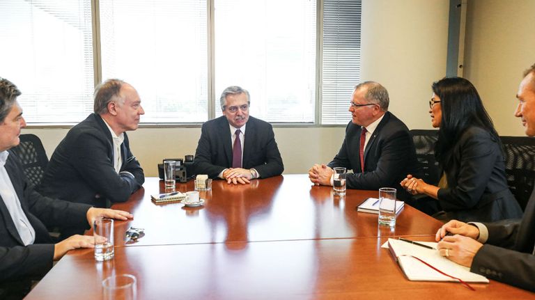 Alberto y Macri se reunieron con representantes de la petrolera Equinor