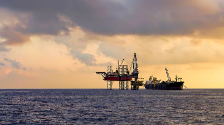 Petróleo OffShore 20220120