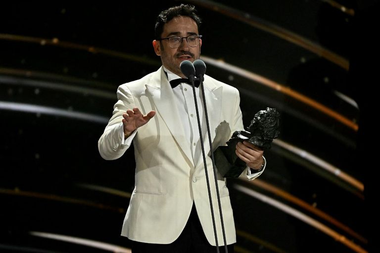 El director de 'La sociedad de la nieve' vio a dos mil actores para elegir a los protagonistas