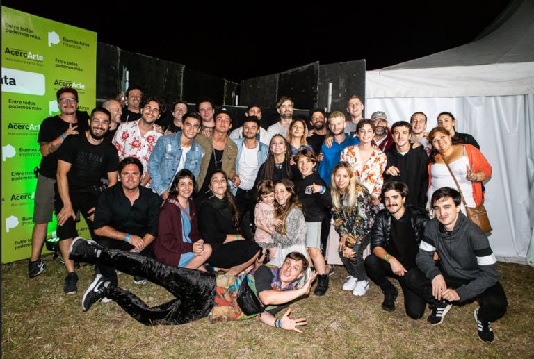 Ha trabajado con varios artistas musicales, no solo del género urbano