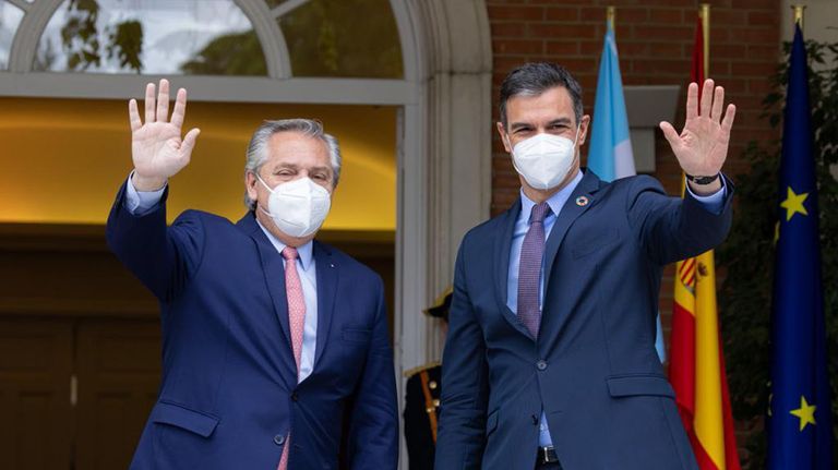  Alberto Fernández y Pedro Sánchez 20210511