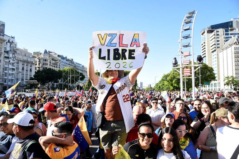 Venezuela festeja obelisco
