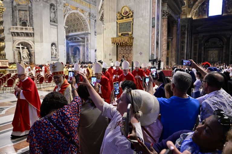 Cardenales se volvieron a reunir y pidieron 
