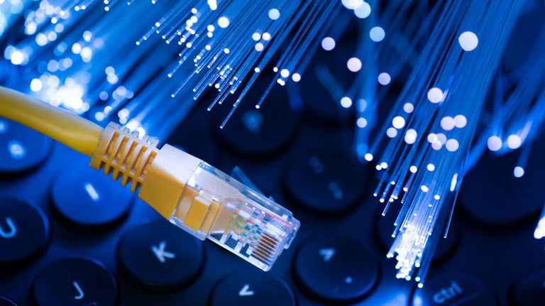 Internet por fibra óptica