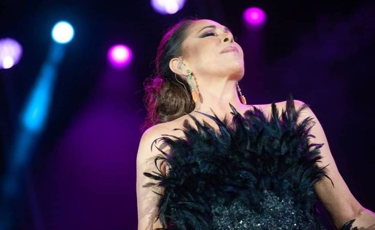 Confirmado: Isabel Pantoja vuelve a los escenarios de Buenos Aires