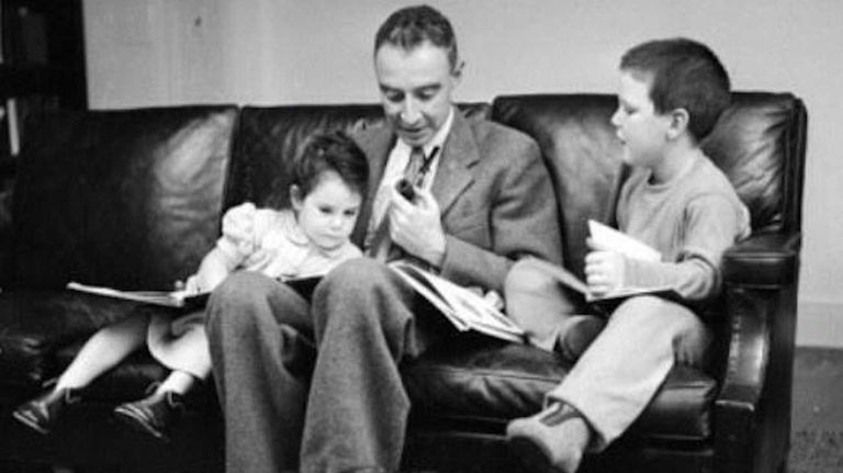 Robert Oppenheimer 20230719