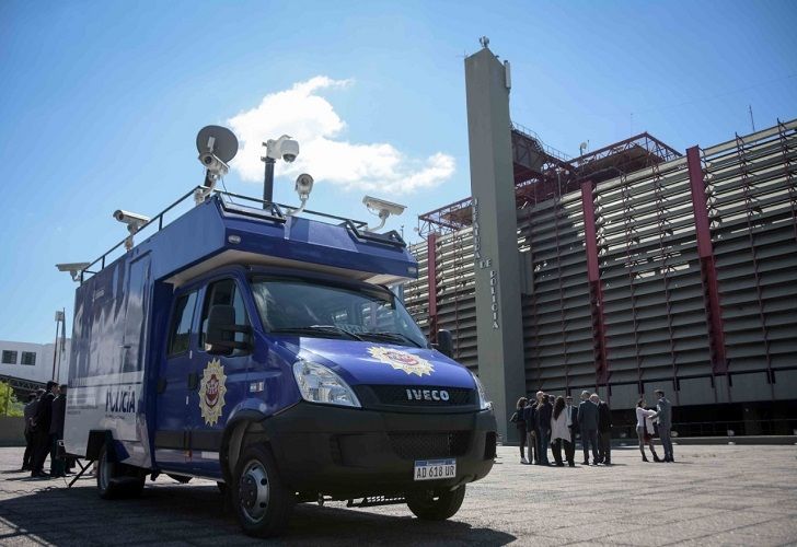 Vehiculo reconocimiento facial