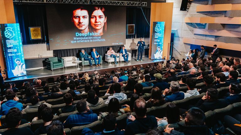 Conferencia Ciberseguridad en Siglo 21