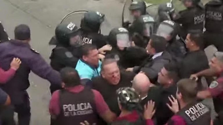 Agresiones a Sergio Berni