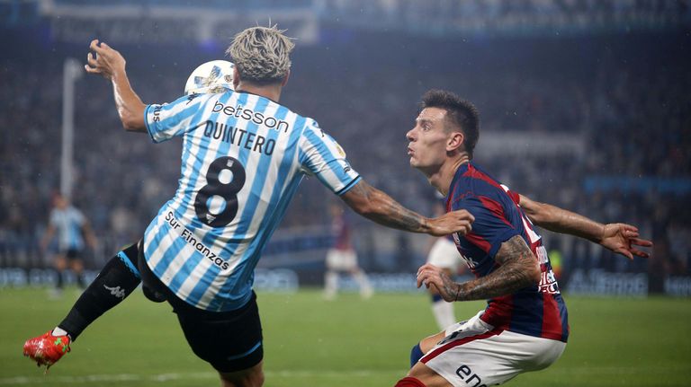 Racing venció 4-1 a San Lorenzo, con tres goles de Maravilla Martínez.