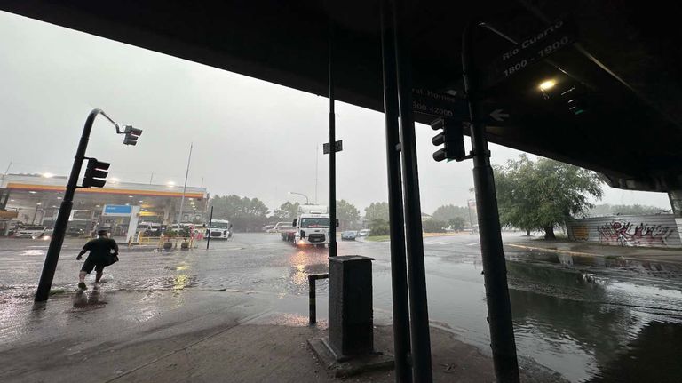 Lluvias al area metropolitana 20240208