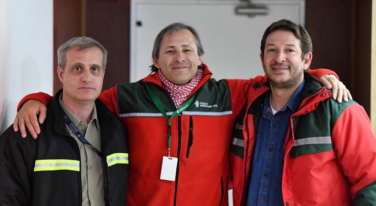 Día a día de los trabajadores en una mina de oro 20200212