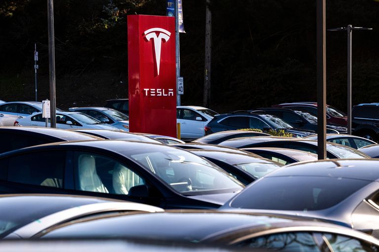 Tesla Ahead Of Earnings Figures