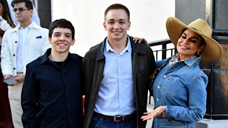 Rodeo organizado por la Embajada de USA, en La Rural