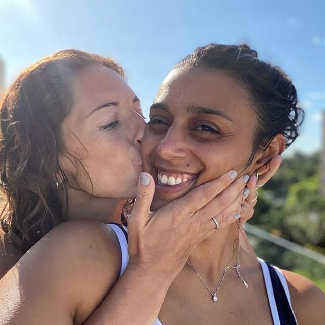 Rocío García junto a Jéssica Montiel.