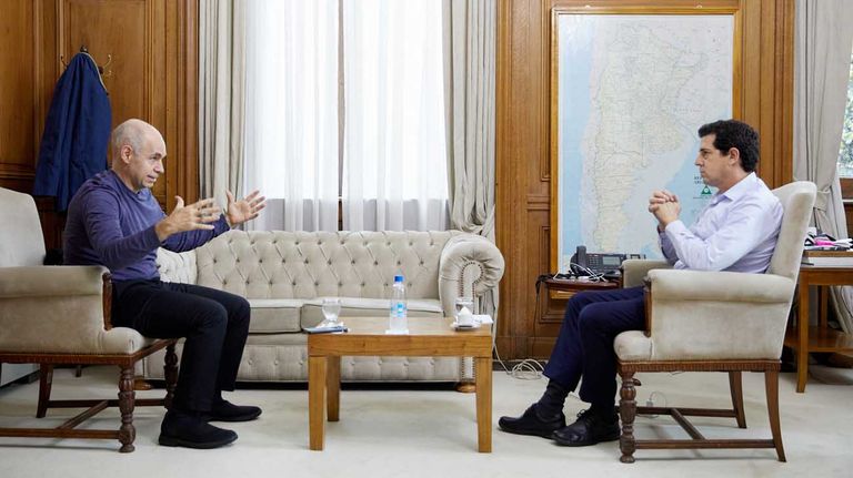 Cumbre. El jefe de Gobierno aceptó la invitación de Wado De Pedro.