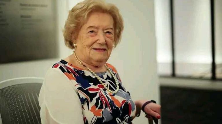 Sara Rus