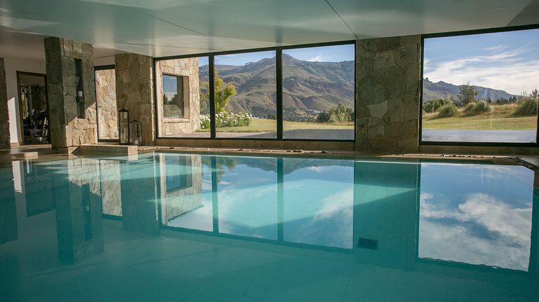 Piscina-interior-01082019