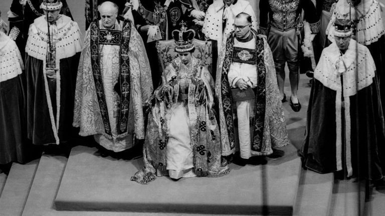coronación de Carlos III