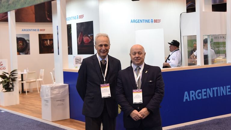 Juan José Grigera Naón y Daniel Urcía