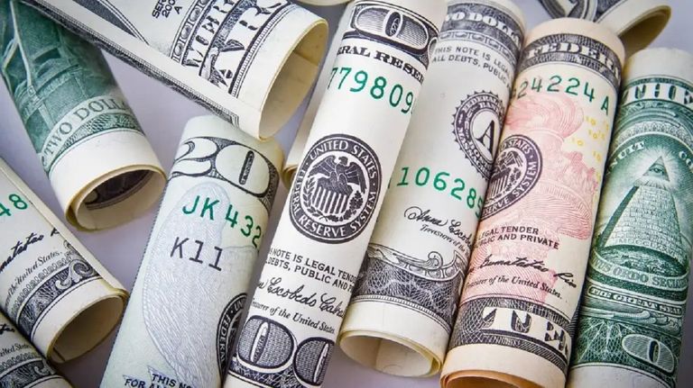Dólar