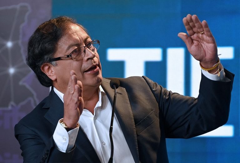 gustavo petro colombia