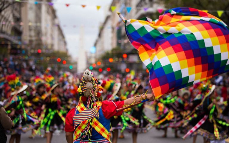 El lunes 12 de octubre se conmemora en Argentina el Día del Respeto a la Diversidad Cultural.