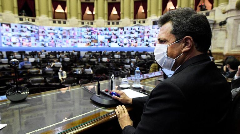 Sergio Massa y el recinto de la cámara de Diputados 20210513