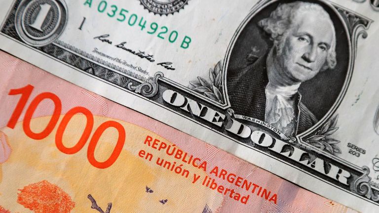 Remarcación de precios y desabastecimiento por la suba del dólar