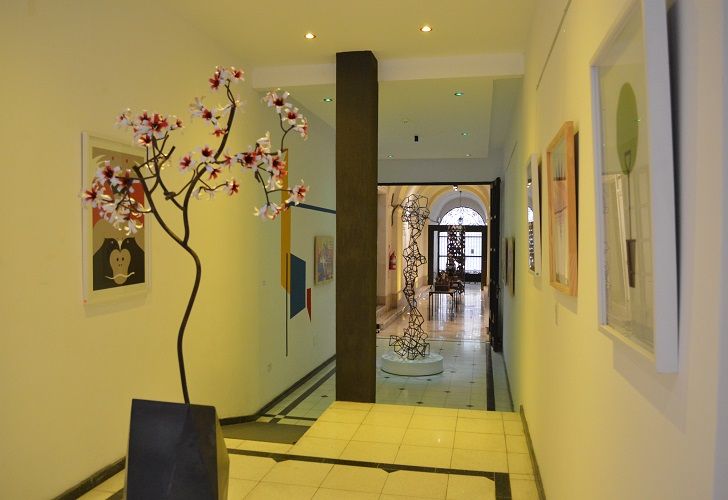 Sacha Mistol Gallery