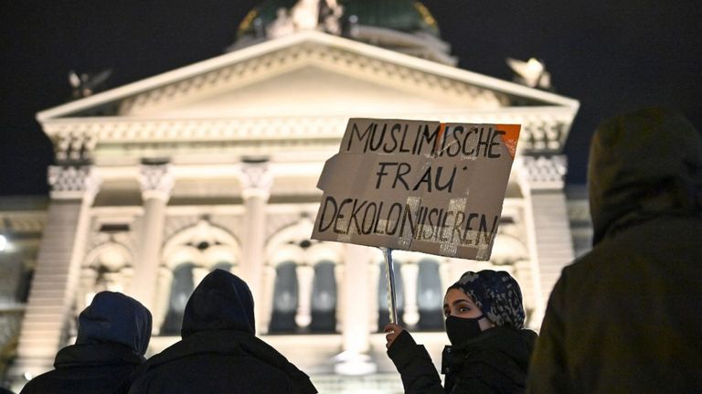 Burka Suiza Referendum