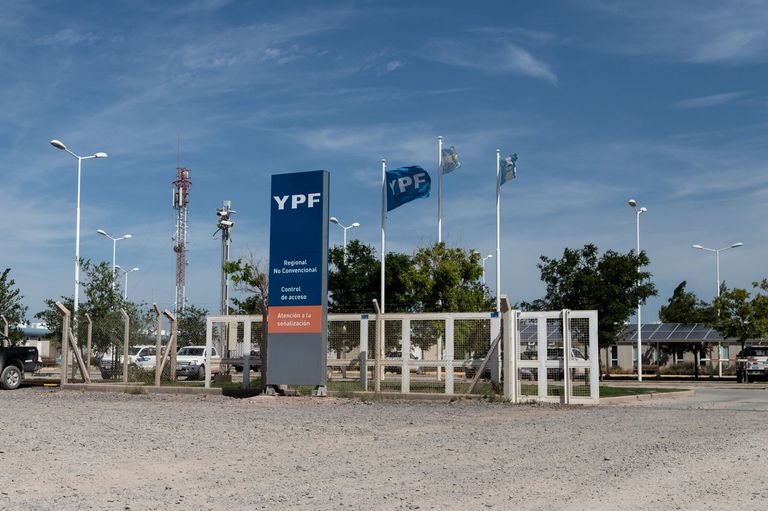 Argentina’s Shale Ambitions Hang In Balance After YPF Bond Drama