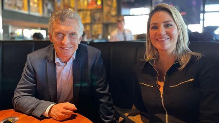 Mauricio Macri con Carolina Losada 20220811