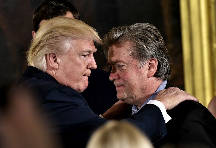 Trump removió a Bannon