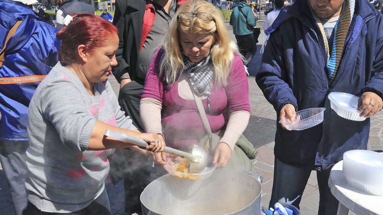 2023_01_14_hambre_pobreza_voluntarios_na_g