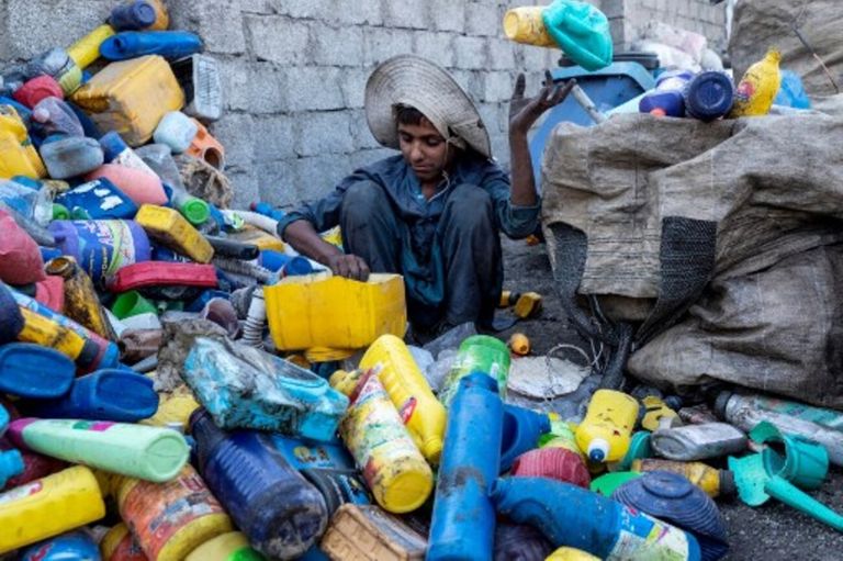 CONTAMINACIÓN PLASTICA
