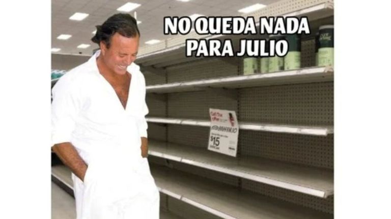 Meme Julio Iglesias