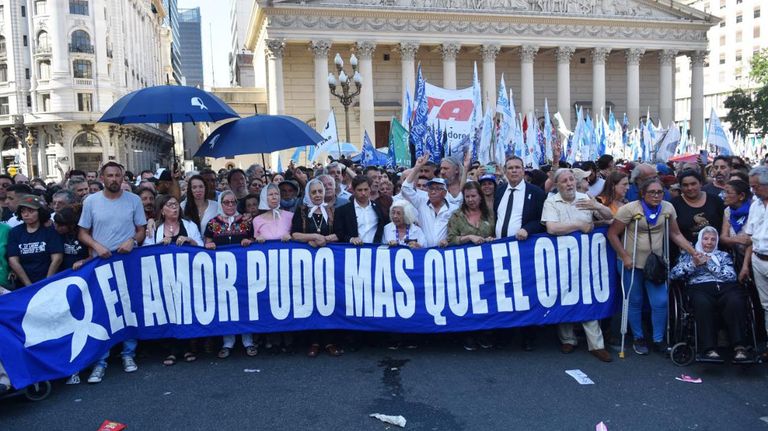 Homenaje a Hebe de Bonafini en Pza. de Mayo