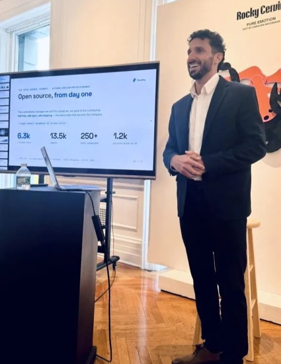 Francisco Müller Amato. Co-Founder y Chairman de Faraday Security. En el marco de New York TECH WEEK , invitados por el Consulate General and Promotion Center of Argentina junto a otros