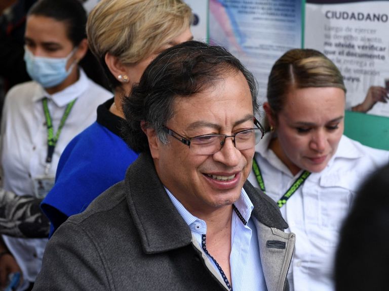 gustavo petro colombi