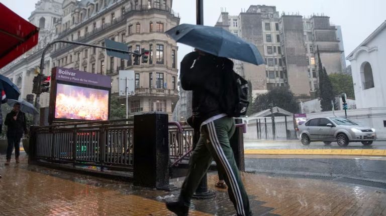 Tormentas y descenso de la temperatura: cuándo llega el alivio a la Ciudad de Buenos Aires tras el calor extremo