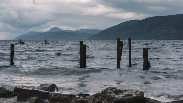 monstruo lago ness