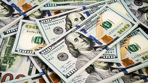 Dolares